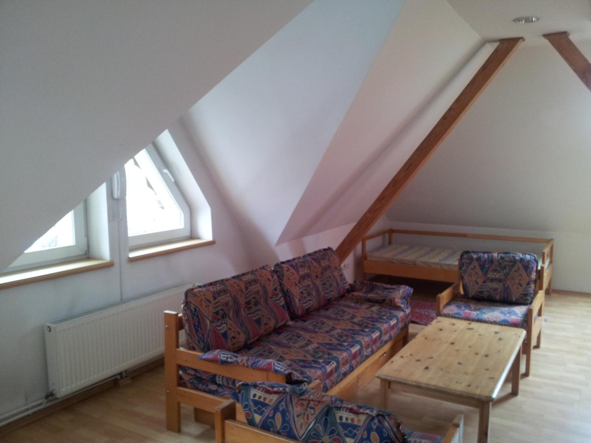Gazde/Camere de închiriat Roza Brașov
