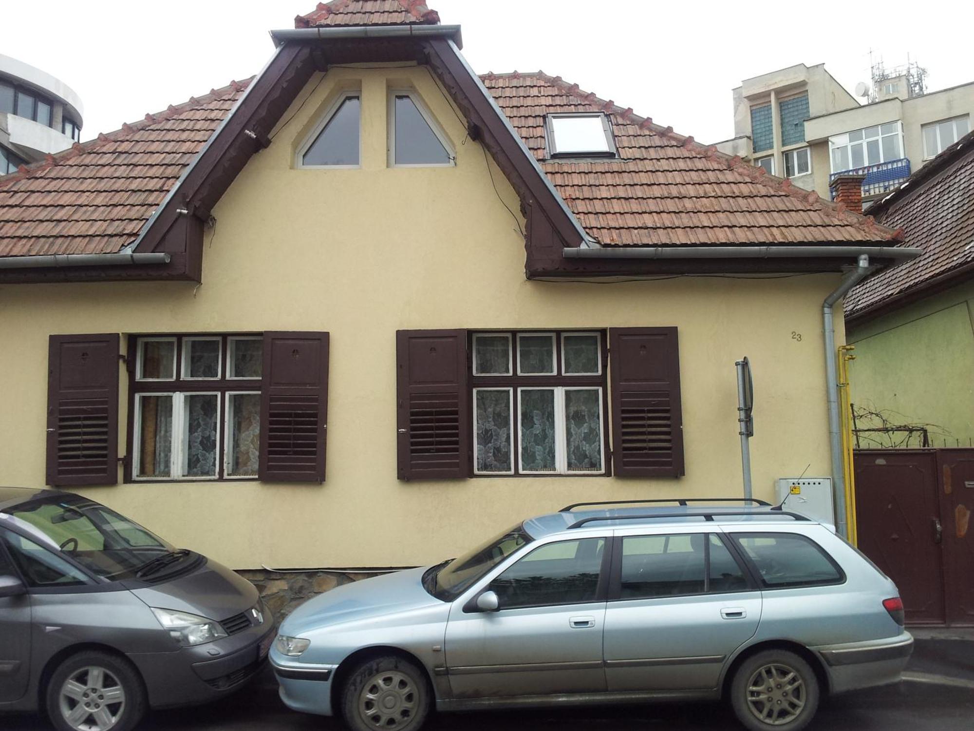 Gazde/Camere de închiriat Roza Brașov