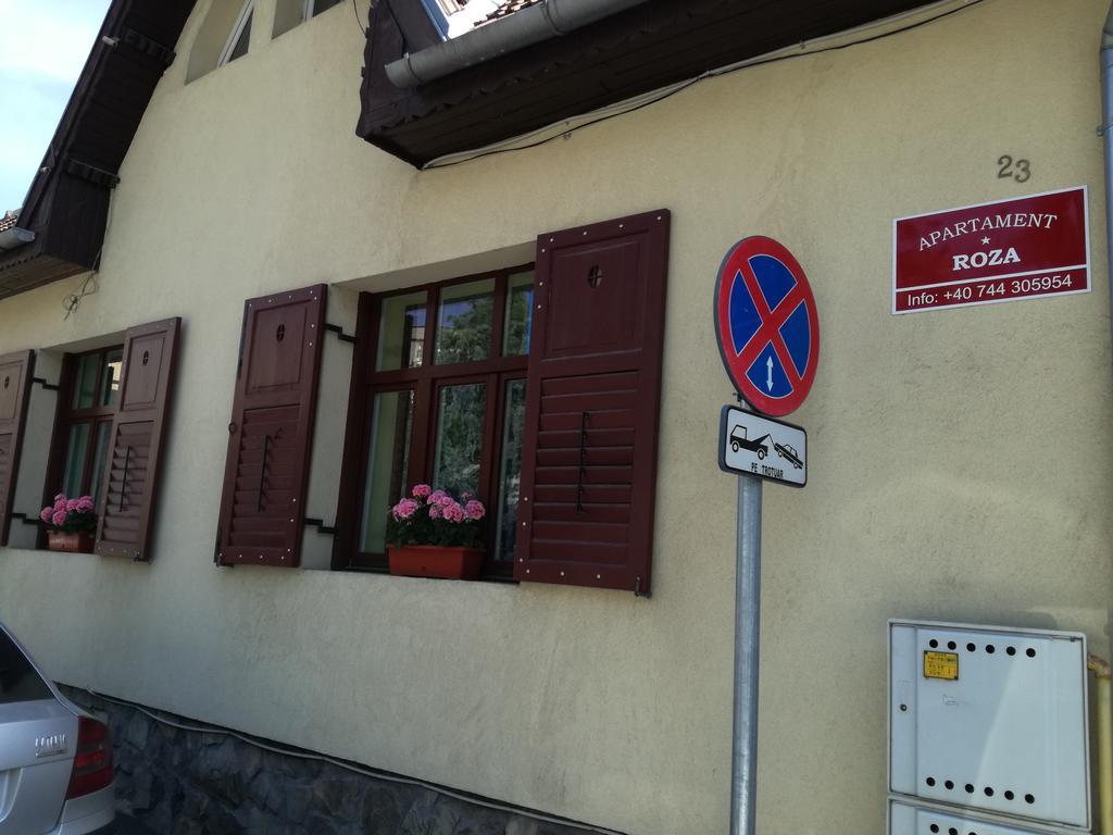 Roza Alloggio in famiglia *